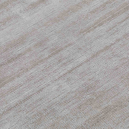 RADIANT LOOM KNOTTED BANANA SILK RUG