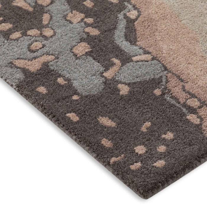 KAMUZU HAND TUFTED WOOLLEN AND VISCOSE RUG