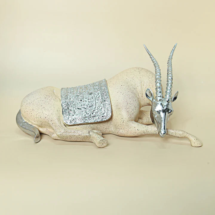 SPRINGBOK ANTLER TABLE DECOR