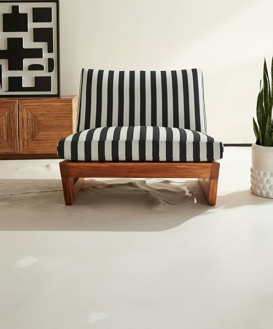 SOLID WOOD TEFFE EASY CHAIR