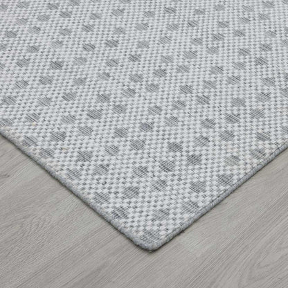 VARFI HAND LOOM RECYCLED POLYESTER RUG