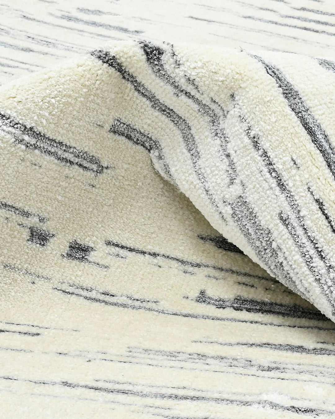 HOMEKNIT LINEAR ABSTRACT GREY MICROFIBER RUG
