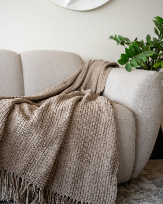 CHENILLE BASKET WEAVE BEIGE THROW