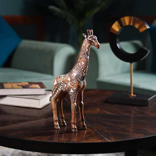 GIRAFFE GRANDEUR: TRIBAL MAJESTY