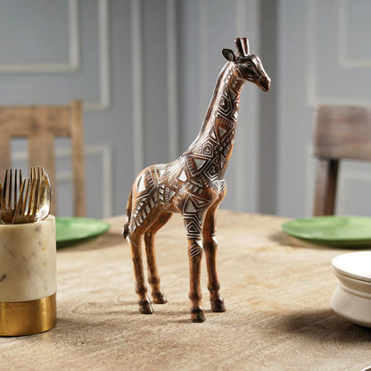GIRAFFE GRANDEUR: TRIBAL MAJESTY