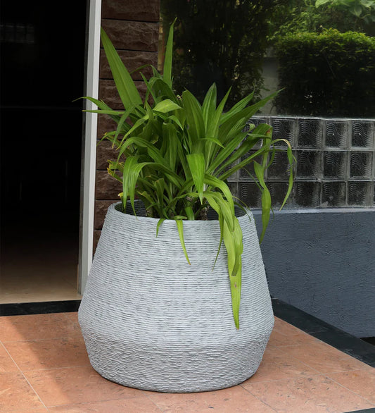KAI PLANTER 27