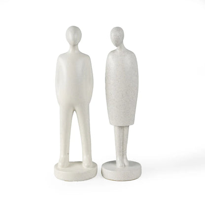 REFINED PRESENCE: THE ART OF MINIMAL EXPRESSION