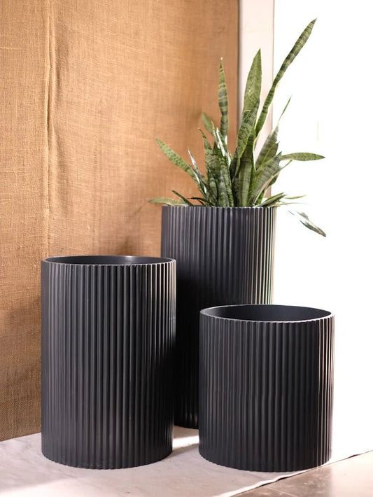 15" MIDORI TALL PLANTER